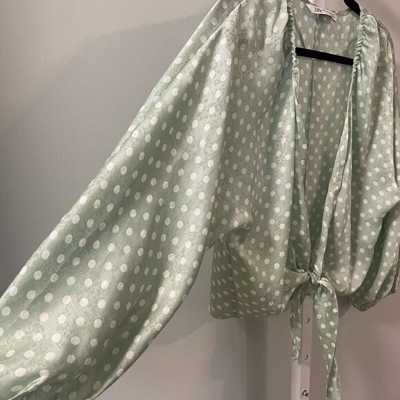 Zara Mint Green & White Polka Dot V-Neck Tie Top - Picture 4 of 8
